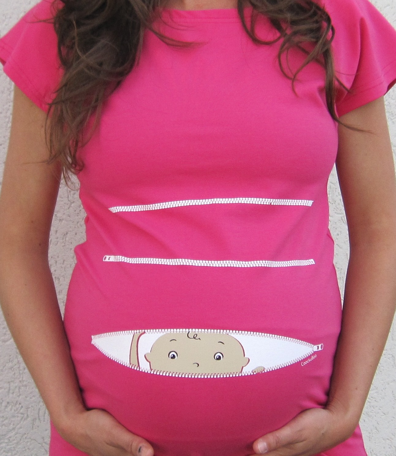 Coockuboo Baby Peek A Boo Maternity T Shirt With Baby Peeking Out